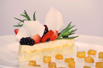 Грушевый тарт с миксом ягод